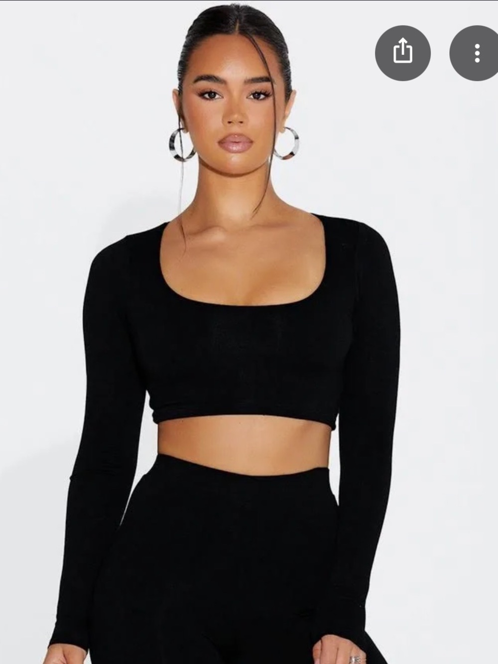 Scoop Neck Long Sleeve Crop Top